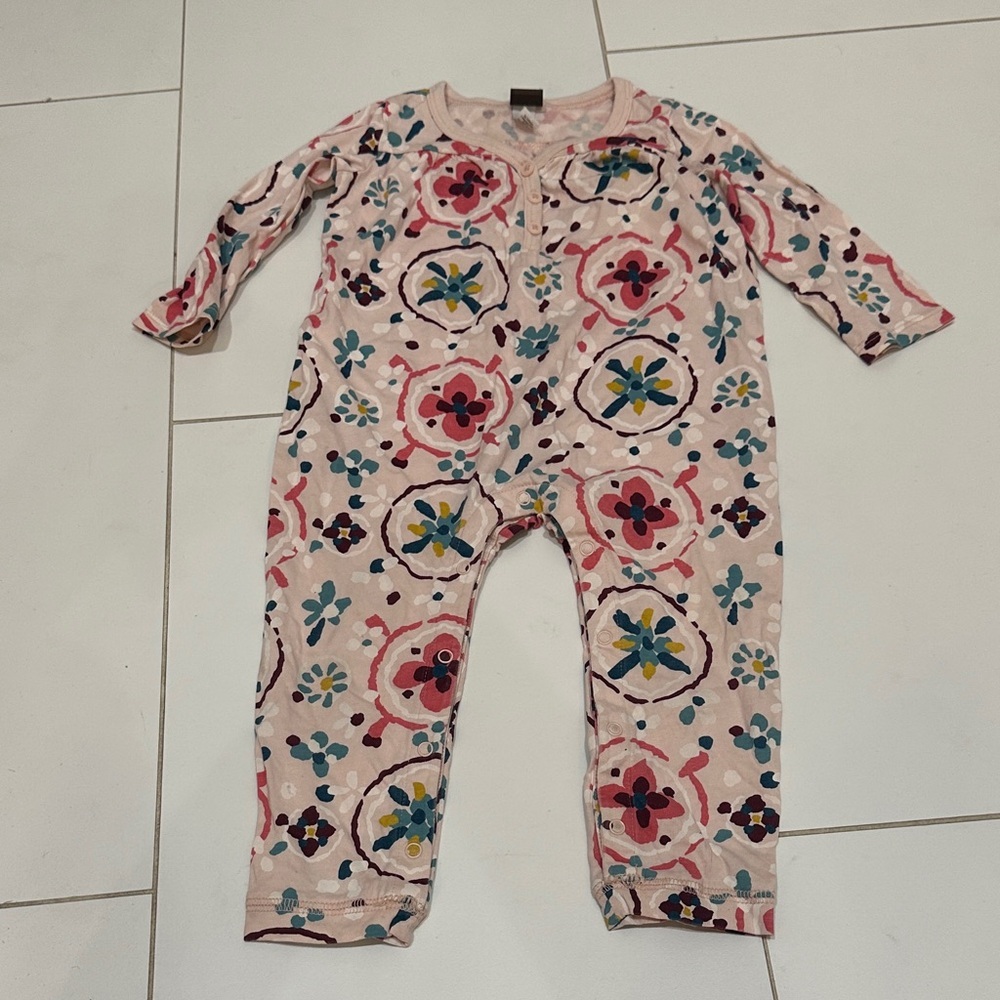 Tea collection Floral Patterned Baby Onesie 12/18m